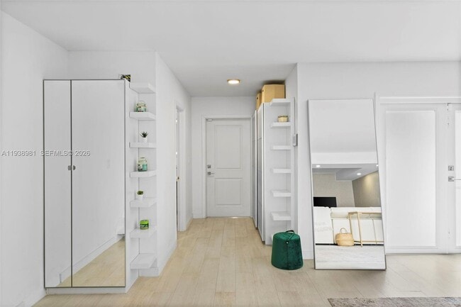 Photo - 918 NE 26th Ave