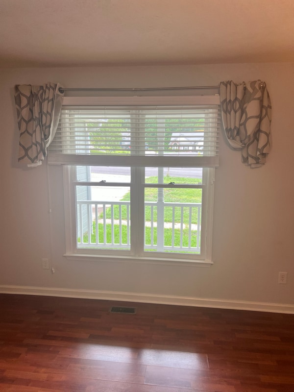 Photo - 400 Abbottswood Dr