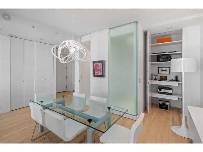 Photo - 201 S 11th St Unit 830