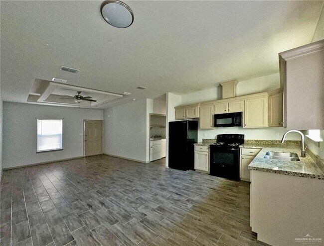 Photo - 15 Bahamas Dr Unit 2
