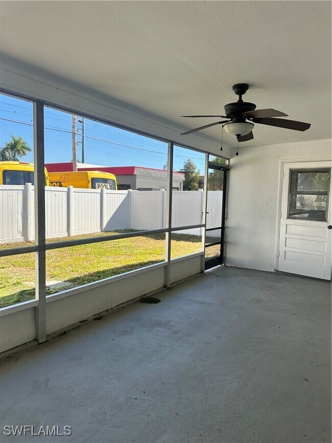 Photo - 2105 SE 15th Pl