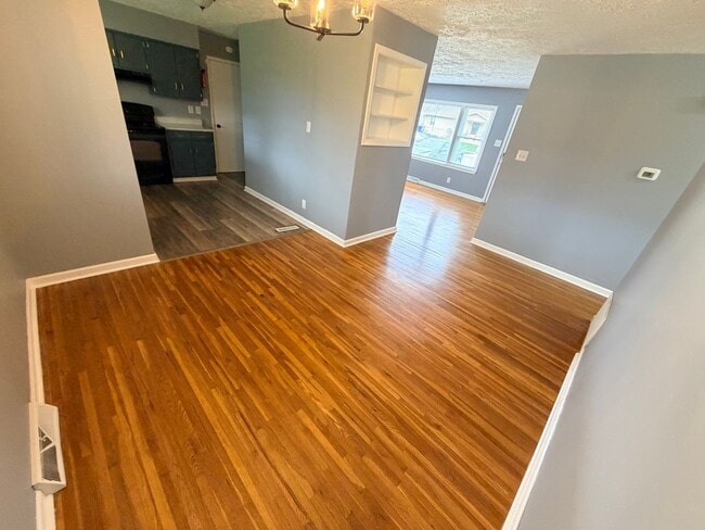 Photo - 1134 Oakwood Dr