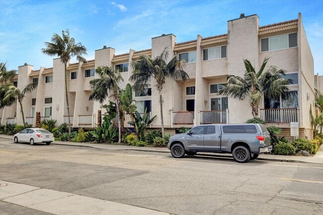Building Photo - Would you like to have a Private Community... Rental