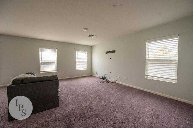 Photo - Sanger 2-Story Home, SOLAR!!!  4BR/2.5BA, ...