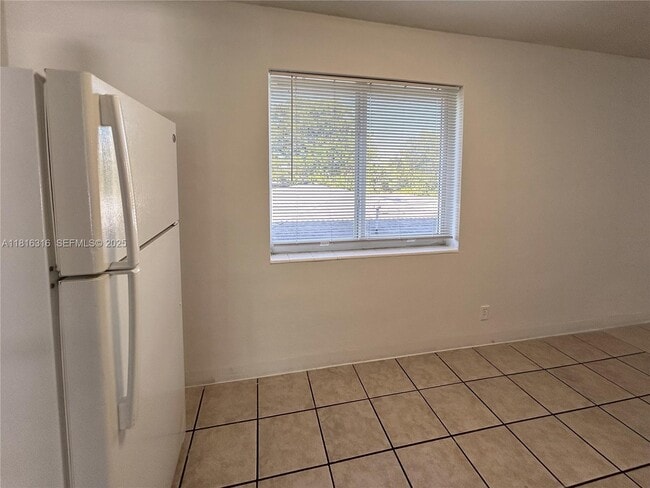 Photo - 3049 NW 9th Ave Unit 9A