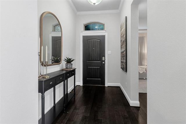 Photo - 3613 Gloucester Rd