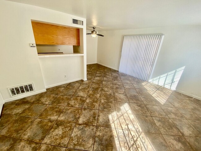 Photo - 3 Bedroom 1 Bathroom in Hallcraft Villas