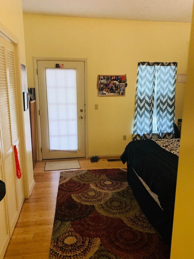 Photo - Lakewood Commons K204