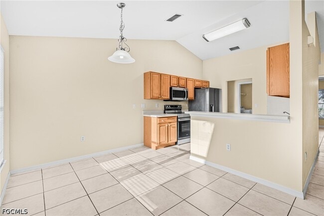 Photo - 2833 NW 21st Ave