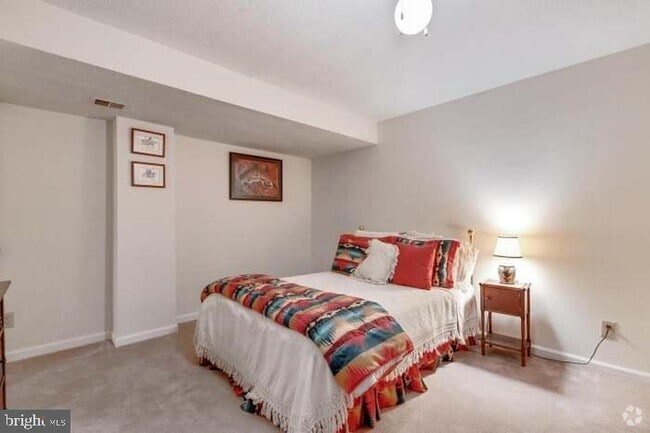 Building Photo - 16607 Accolon Ct Rental