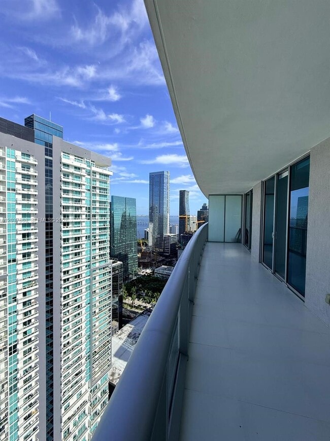 Building Photo - 1100 S Miami Ave Unit 3811
