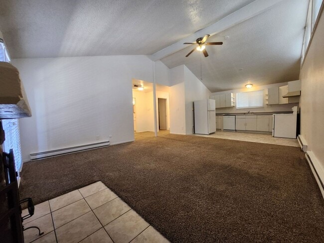 Photo - 677 E Clarion Dr Unidad C