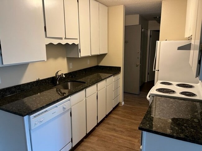 Building Photo - 14th Ave S - 2bed/1bath - Beacon Hill - Re... Rental