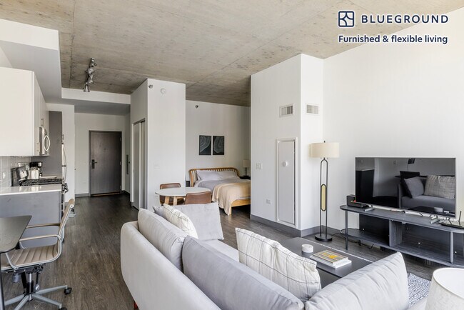 Photo - 60 E Randolph St Unidad FL11-ID1266