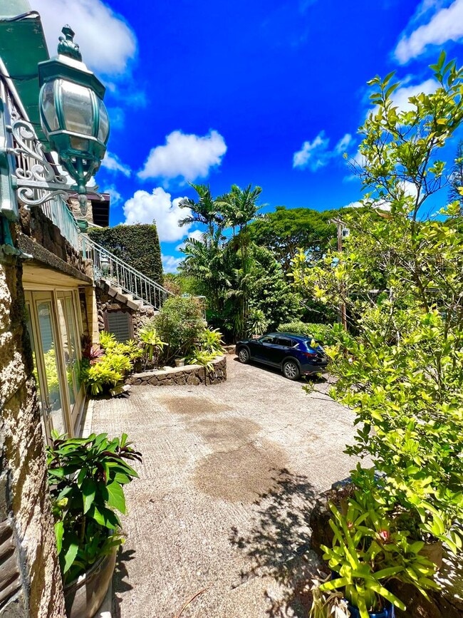 Photo - 45-254-254 Kokokahi Pl Unit 3BR