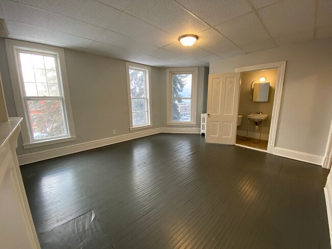 Photo - 1513 E Superior St Unit 6