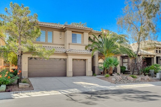 Photo - 5 BDR/ 4.5 BTH, Triple Master Home including pool & spa!