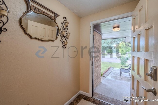 Photo - 10431 Odessa Dr