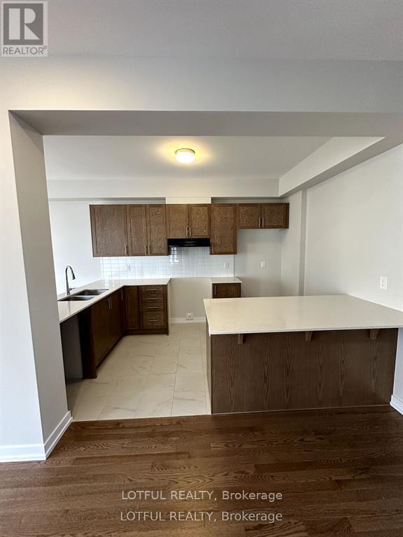 Photo - 953 Seagrave Ln
