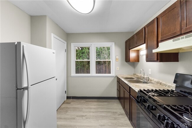 Photo - 326 Grant Blvd