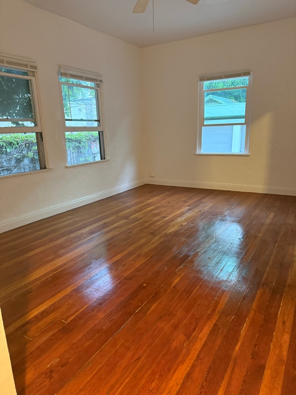 Building Photo - 1201 N Orange Grove Ave Rental