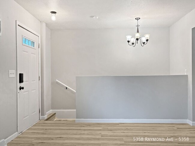 Building Photo - 5358 Raymond Ave Unit 5358 Rental