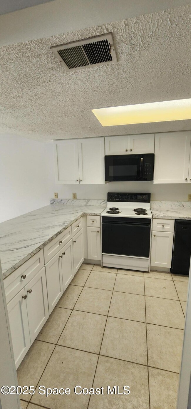 Photo - 8740 Lantana Ct