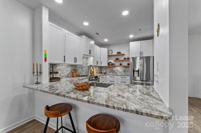 Building Photo - 18823 Cloverstone Cir Rental