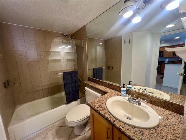 Photo - 1515 E Broward Blvd Unit 310