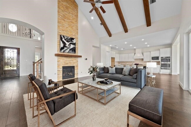 Photo - 9814 Carver Dr