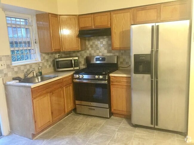 Building Photo - 4B2B house | Walking distance to Drexel Un...