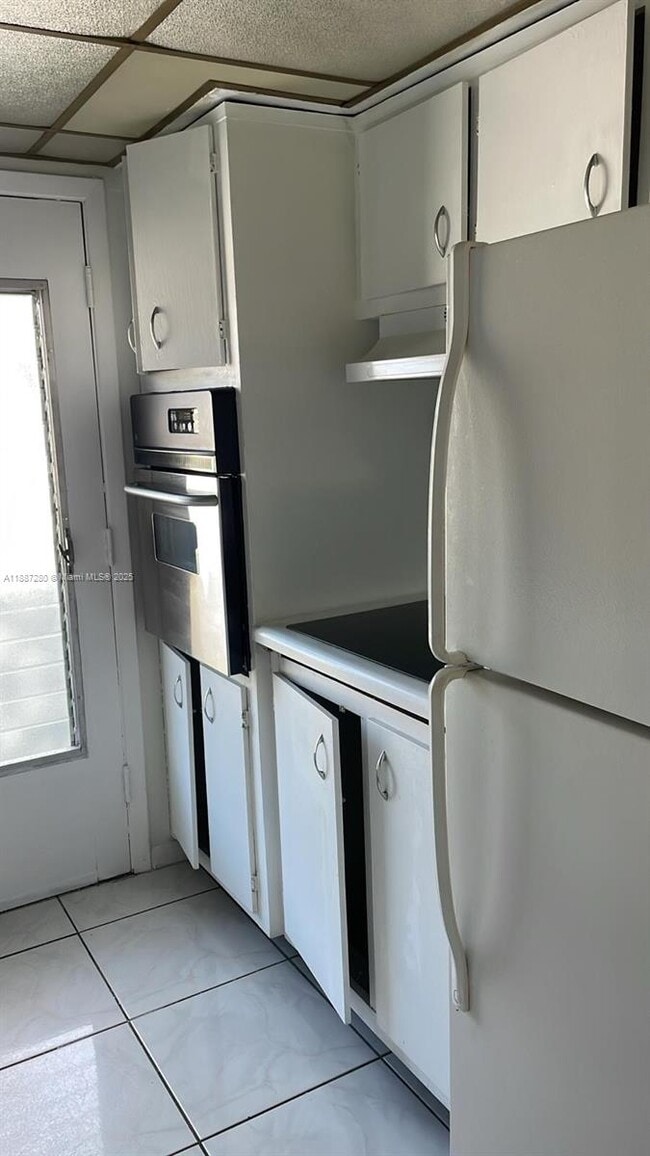 Photo - 12665 NE 16th Ave Unidad 32