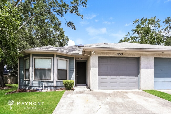 Building Photo - 5613 Pinebay Cir N Rental