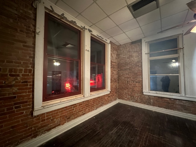 Photo - 112 W McPherson Unit 3