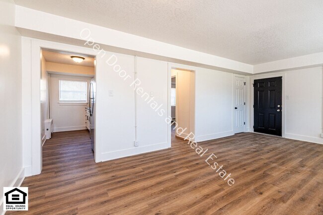 Photo - 1823 Griswold Dr Unit J01