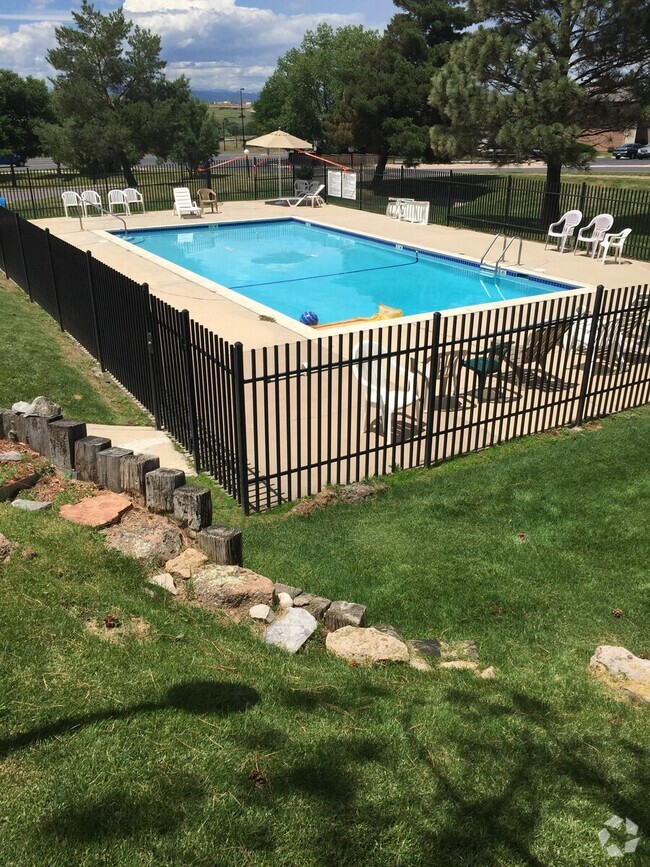 Building Photo - Stonecreek Park Condominiums Unit A-205