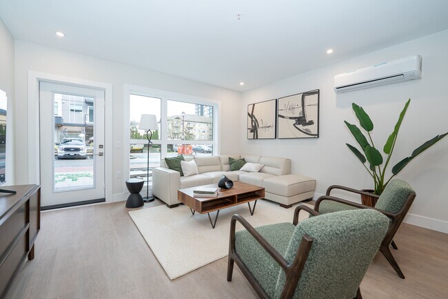 Photo - Woodland Place