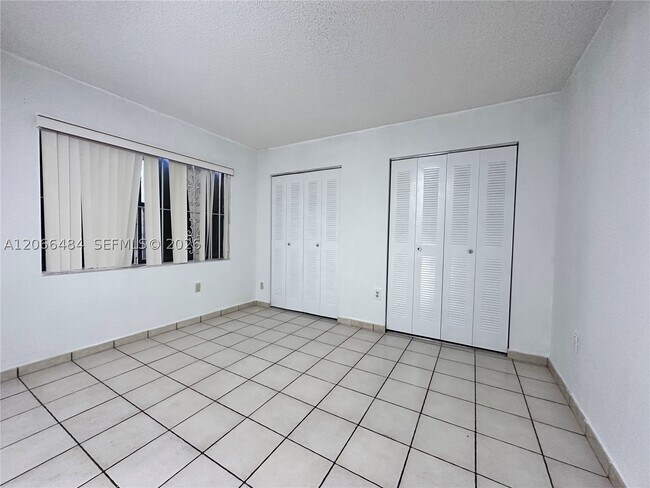 Photo - 2740 W 63rd St Unit 13-25