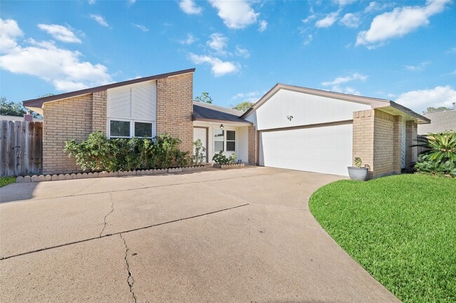 Building Photo - 7914 Tamayo Dr Rental