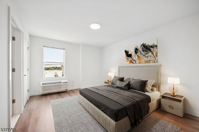 Photo - 369 18th Ave Unit 403