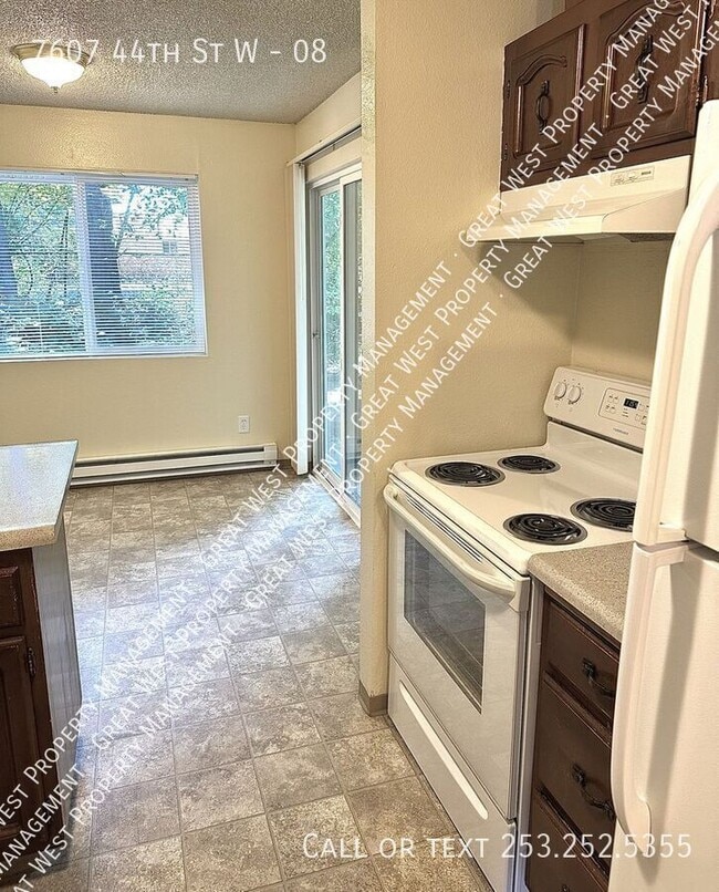 Building Photo - 7607 44th St W Unit 08 Rental