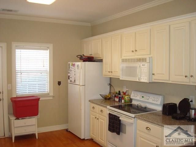 Photo - 460 Barnett Shoals Rd Unit E3