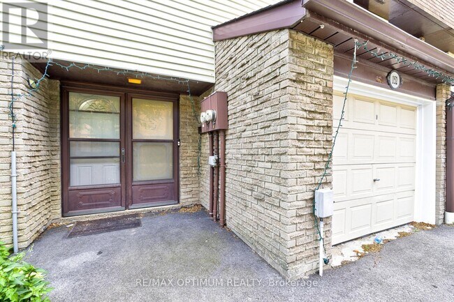 Photo - 180 Mississauga Vly Blvd
