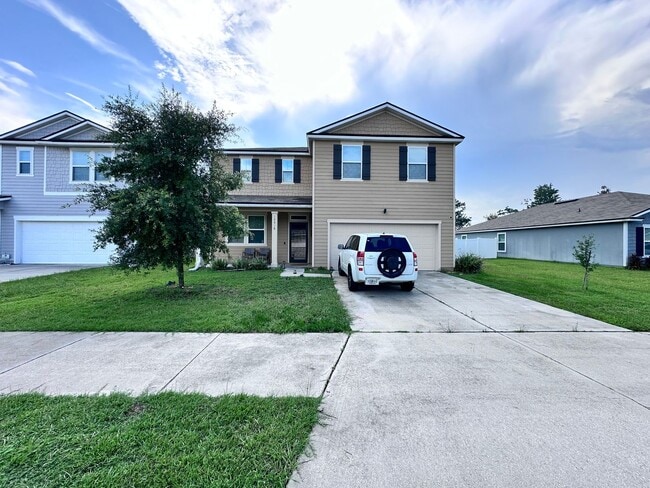 Building Photo - Spacious Northside 3BR Home in Oceanway - ...