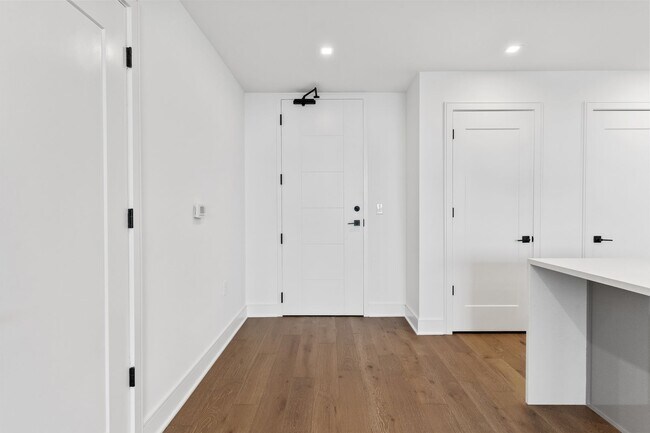 Photo - 3 Bed 3 Bath Apartment in West Midtown! Unit 908