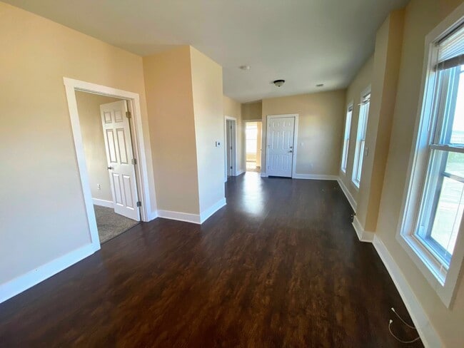 Photo - 1224 Plainfield Ave NE Unit Suite 3