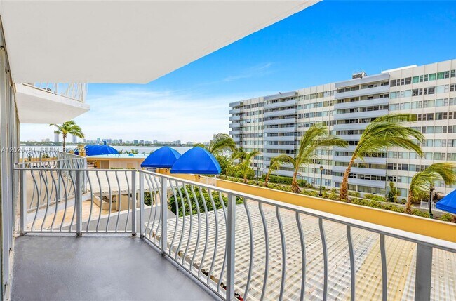 Photo - 7601 E Treasure Dr Unit 506