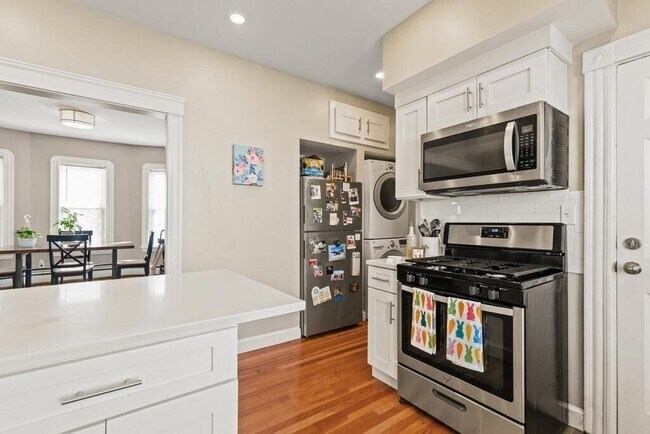 Photo - 155 Spruce St Unit #1