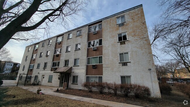 Building Photo - 1441 W Farwell Ave Unit 3A Rental