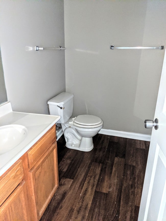 Photo - Fieldstone Apartments